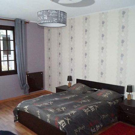 Maison Au Calme A La Campagne Saint-Pierre-de-Bailleul Εξωτερικό φωτογραφία